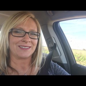 Meet your Posher, Kim