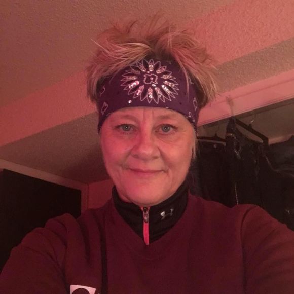 Meet your Posher, Pamela