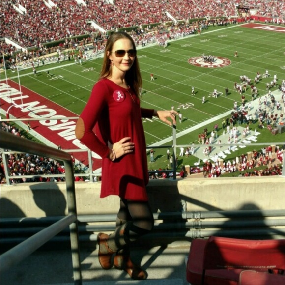 Meet your Posher, Alicia - Picture 2 of 2