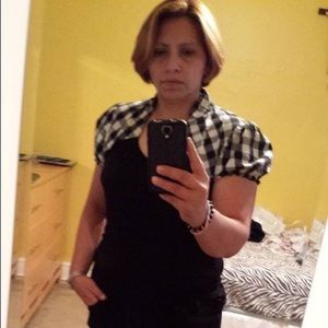 Meet your Posher, Ana mirian