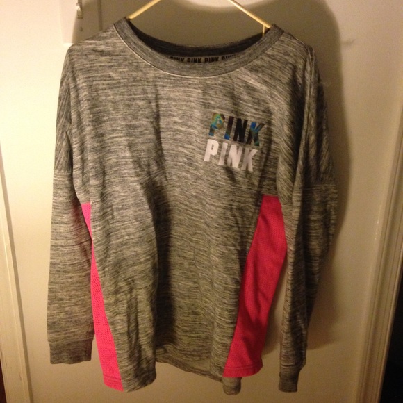 VS pink crew neck