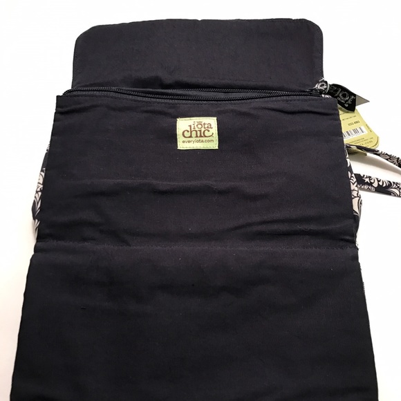 Cord & Charger Case - Picture 3 of 4