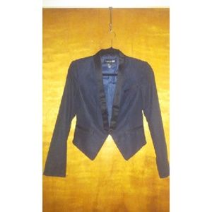 NWOT Forever 21cropped Blazer