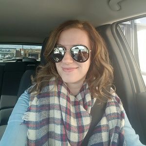 Meet your Posher, Miranda