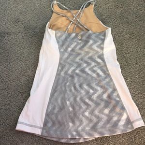 Lulu lemon top