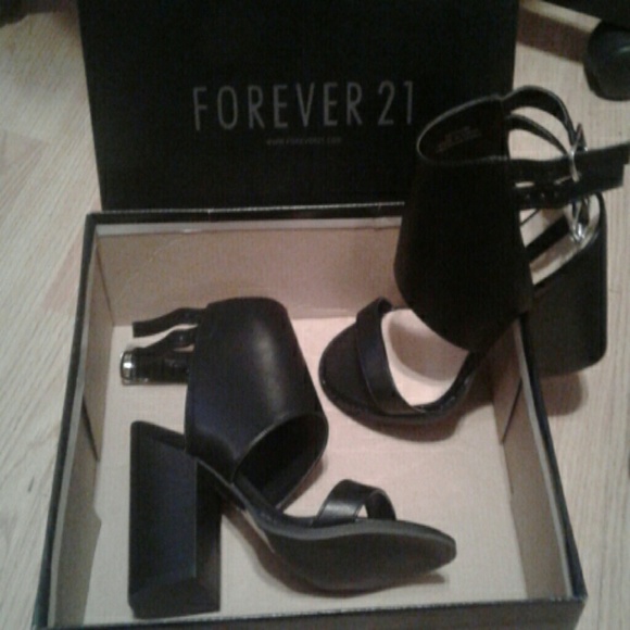 Chunky heels