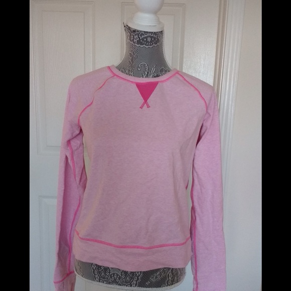 Newly Listed! Lululemon Voyager pullover