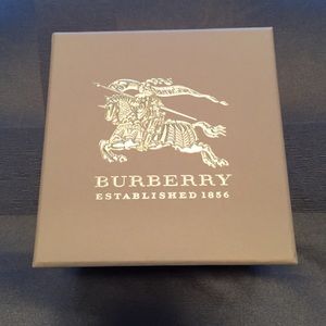 Burberry watch box