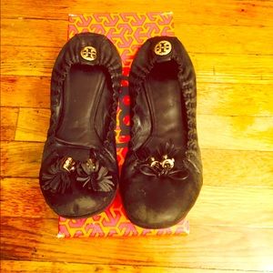Tory Burch Black Leather Flats Sz 8.5