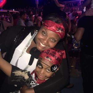 Meet your Posher, Alicia