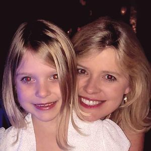 Meet your Posher, Cynthia