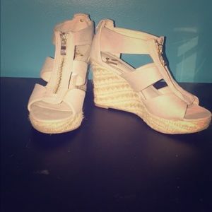 Nude Wedges