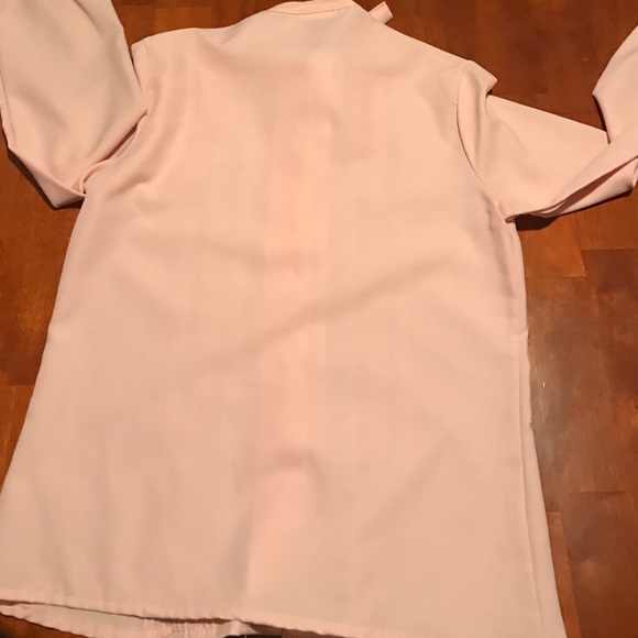 VINTAGE! Girly, and flirty pink blouse! - Picture 4 of 4