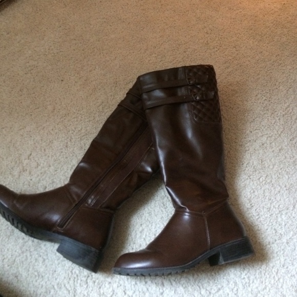 Rue21 Shoes - DONATING SOON! Brown quilted boots.