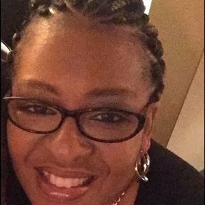 Meet your Posher, Tiffanie