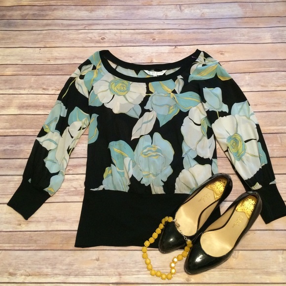 Trina Turk Tops - 🎉Flash Sale🎉Trina Turk sheer silk top