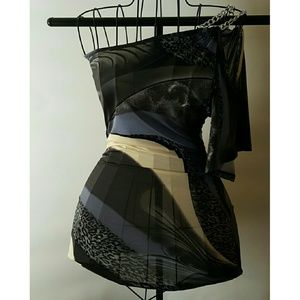 💥NEW LISTING💥One Shoulder Dress with Faux Chain