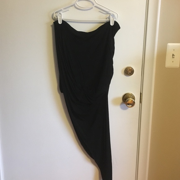 Side-slit ruched skirt