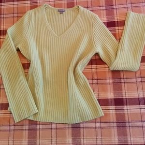 Ann Taylor pistachio green wool blend sweater