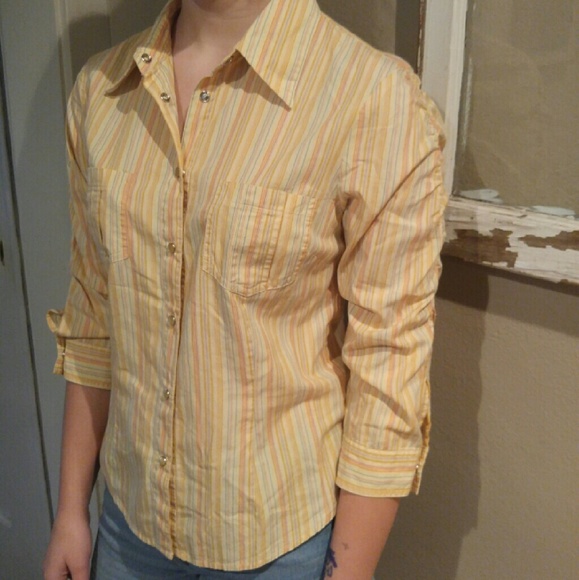 BKE striped snap front top