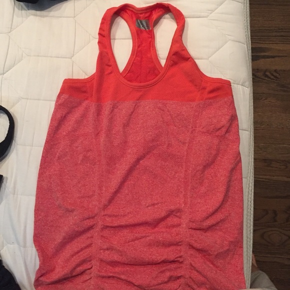 Athleta tank top