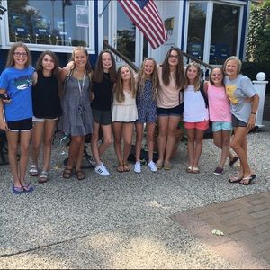 Meet your Posher, Julia