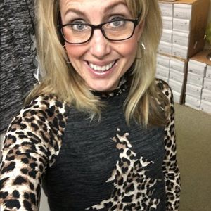 Meet your Posher, Andrea