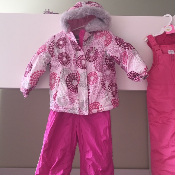 Beautiful Toddler Girls Complete Snow Suit!