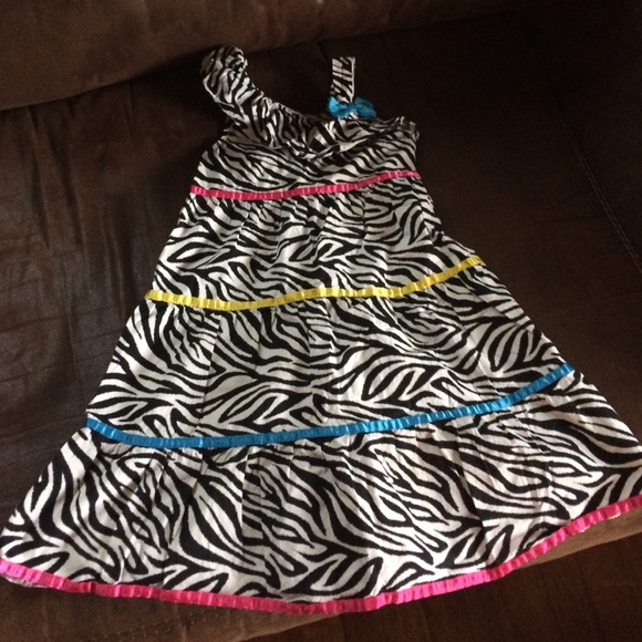 Adorable!! Girls zebra print dress sz 6.