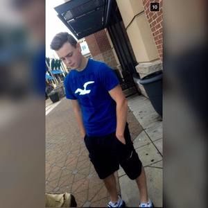 Meet your Posher, Justin