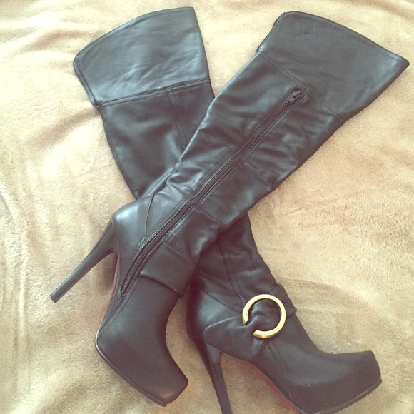 THIGH HIGH BOOTS