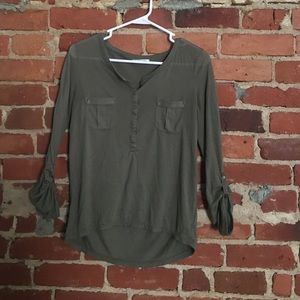 AEO / military green pocket shirt