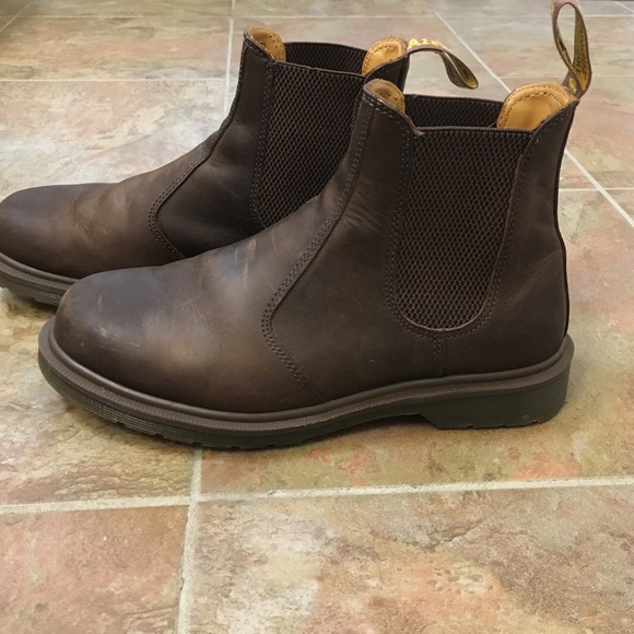 Dr. Martens brown Chelsea boots. Like new!