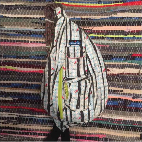 Kavu purse
