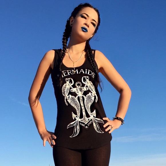 UNIF Tops - Mermaids Sink or Swim Skeleton Hooded Tank