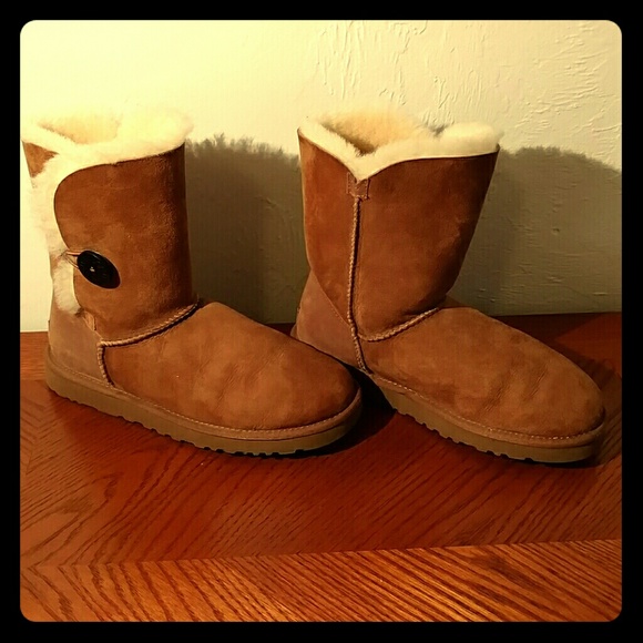 UGG Australia Bailey Button Booties