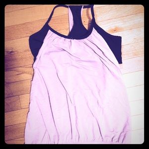 Lululemon "no limits" size 8/10 tank top with bra