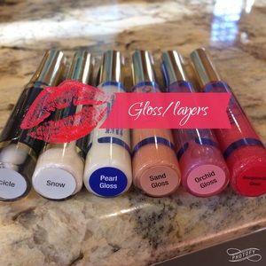 LipSense gloss and layering colors