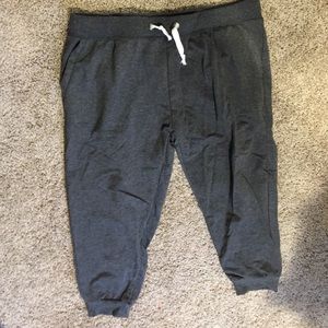 GREY SWEATPANTS MID CALF XL