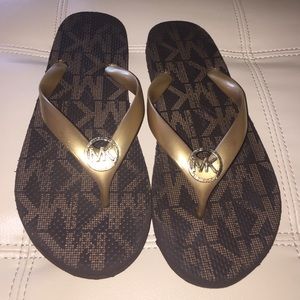 Michael Kors Logo Flip Flops Brown Size 9