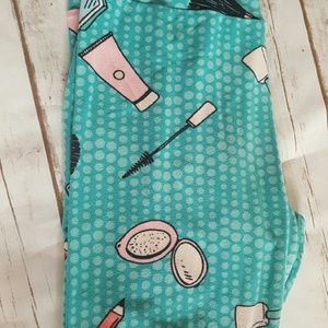 Lularoe makeup leggings