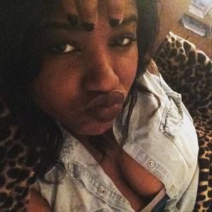 Meet your Posher, Destiny