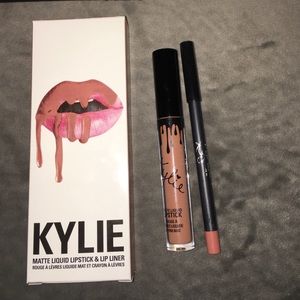 Kylie Jenner lip kit, brand new never used