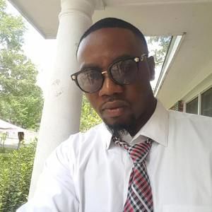 Meet your Posher, Pierre