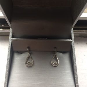 Zales white gold diamond earring set