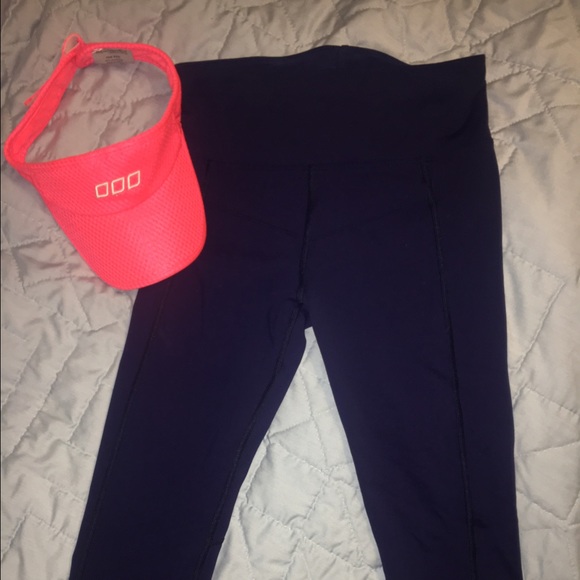 Lorna Jane 7/8 navy blue tight