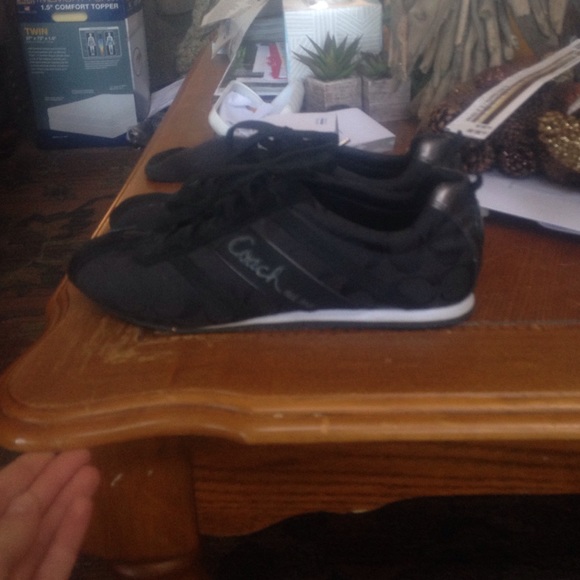 Coach tennis shoes