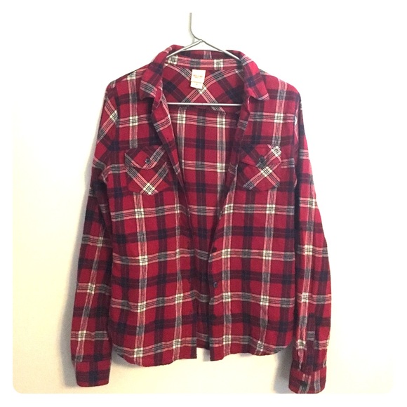 Red and navy flannel - Picture 1 of 4