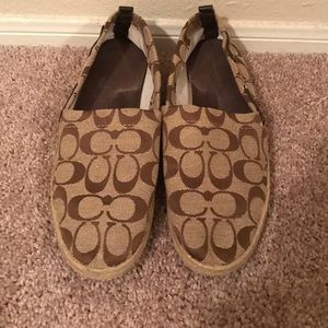 Coach flats