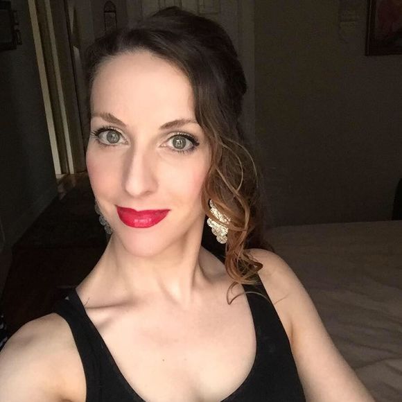 Meet your Posher, Angèle